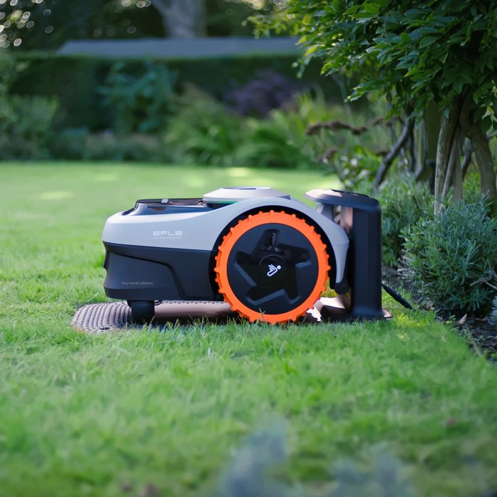 SEGWAY-Navimow-i105E-Maehroboter-12.jpg segway navimow i105e maehroboter 12.jpg