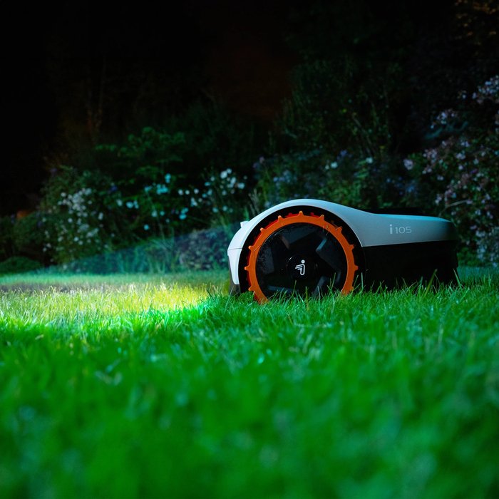 SEGWAY-Navimow-i105E-Maehroboter-6.jpg segway navimow i105e maehroboter 6.jpg